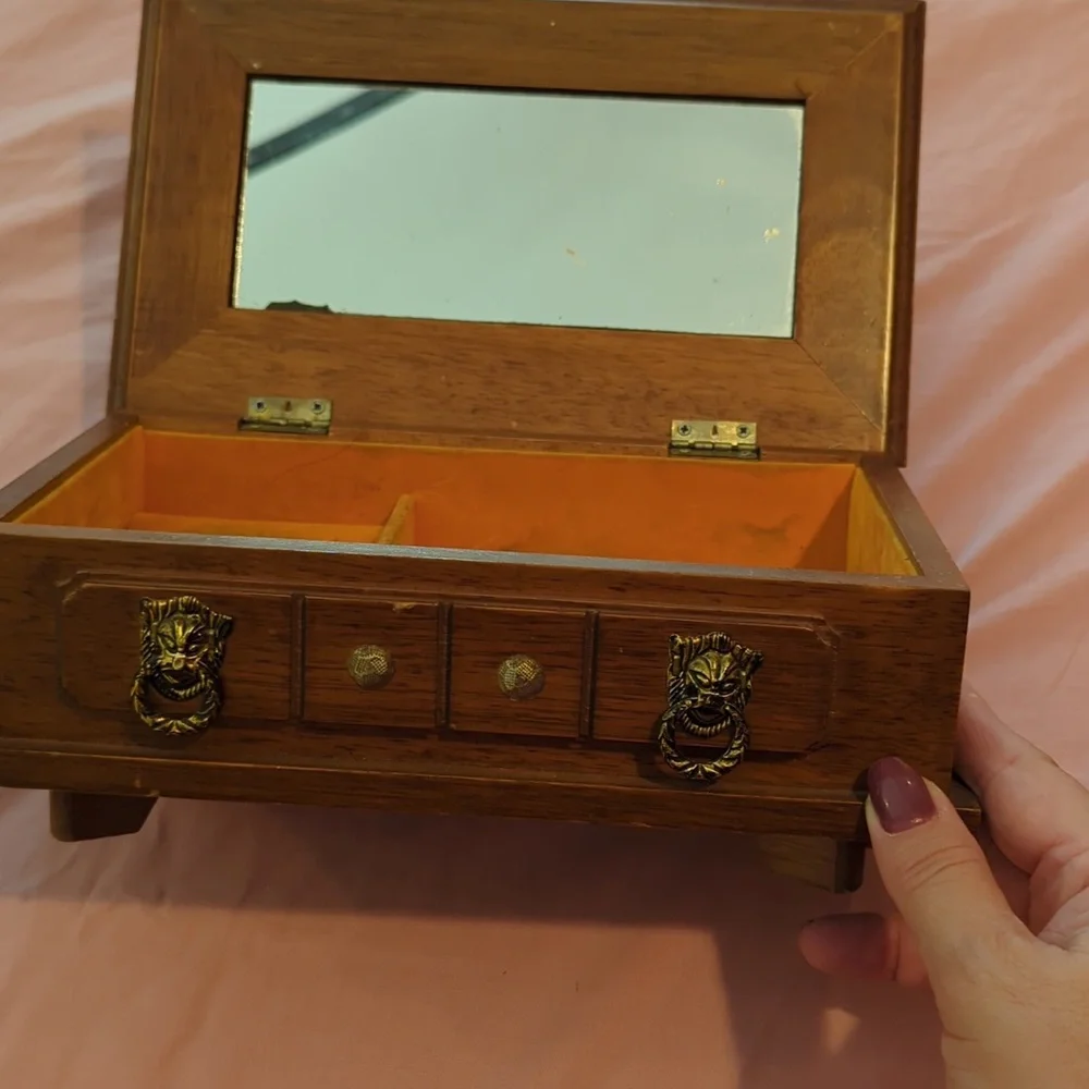 Vintage S. Sper Bijou Wooden Jewelry Box with Family Crest